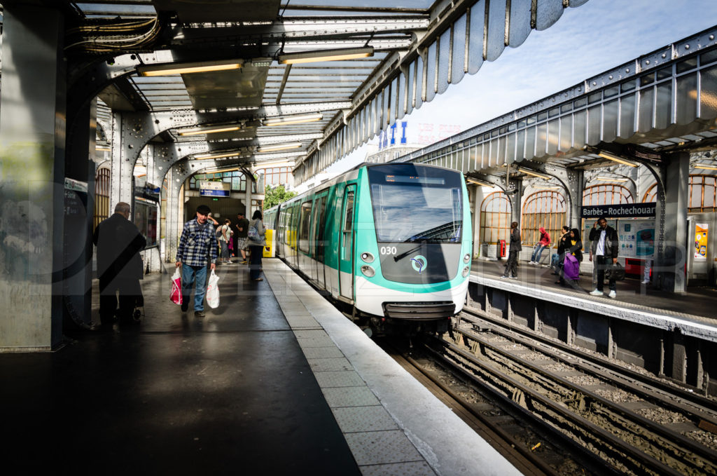 Line No 2 in the Paris Subway Houston Commercial Architectural Photographer Dee Zunker