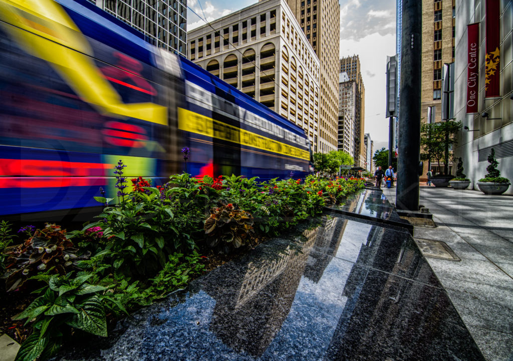 Blue Streak on Main  130425_0076_6DZ5447-Edit.tif  Houston Commercial Architectural Photographer Dee Zunker