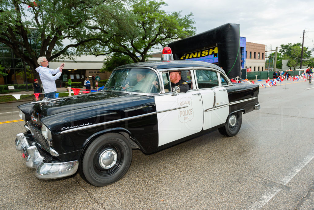 20180414-BellaireTrolleyRun-160.DNG  Houston Editorial Photographer Dee Zunker