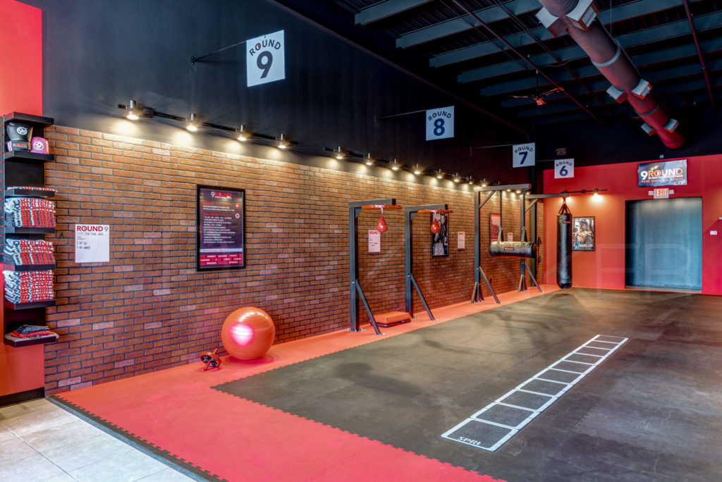 9Round-30-min-kickbox-fitness-003.jpg  Houston Commercial Photographer Dee Zunker