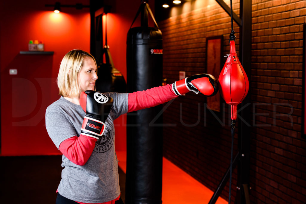 9Round-Cheramiee-007.NEF Houston Commercial Photographer Dee Zunker
