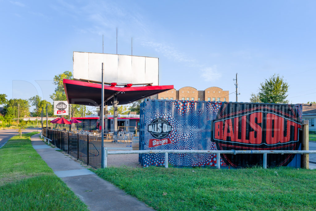 Balls Out Burger - Burgers, Patio, Beer, Wine   BallsOutBurger-003.psd  Houston Commercial Architectural Photographer Dee Zunker