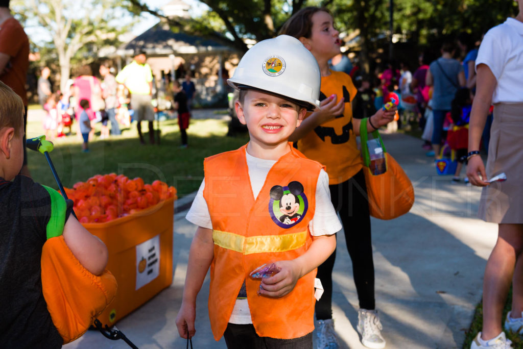 Bellaire-PumpkinHunt-20171026-084.NEF  Houston Editorial Photographer Dee Zunker