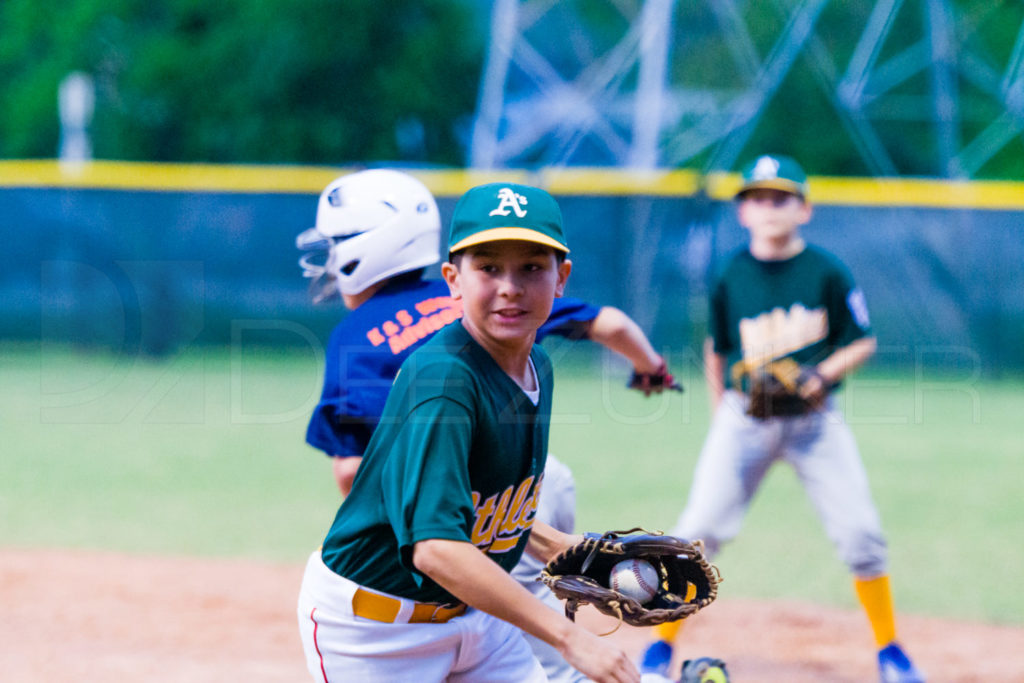 BellaireLL-20180404-Majors-AStros-Athletics-023.DNG  Houston Sports Photographer Dee Zunker