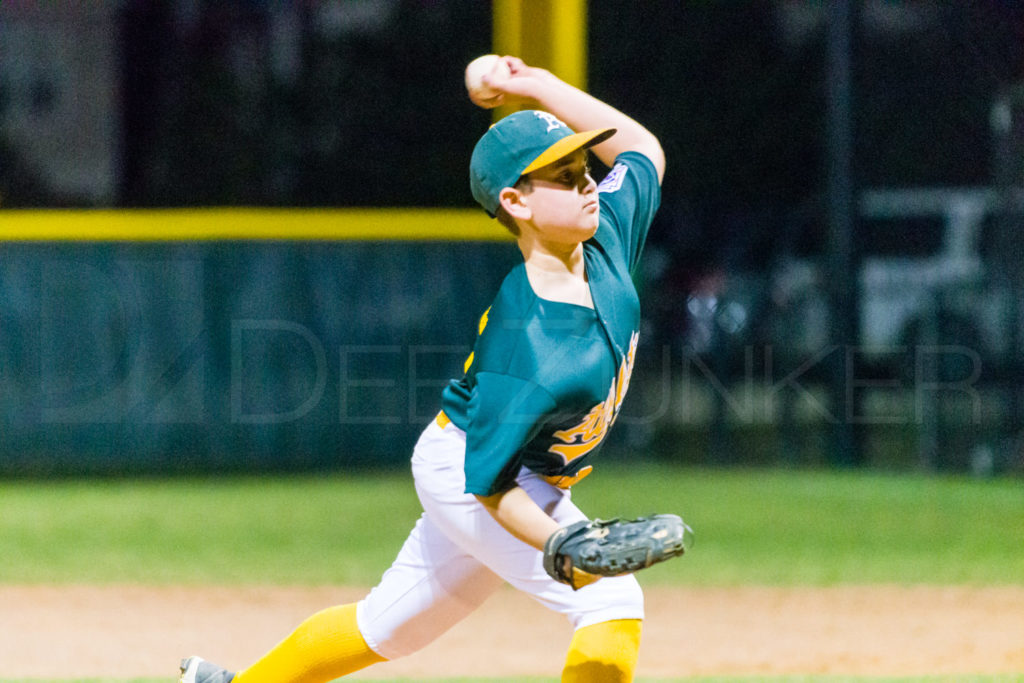 BellaireLL-20180404-Majors-AStros-Athletics-104.DNG  Houston Sports Photographer Dee Zunker