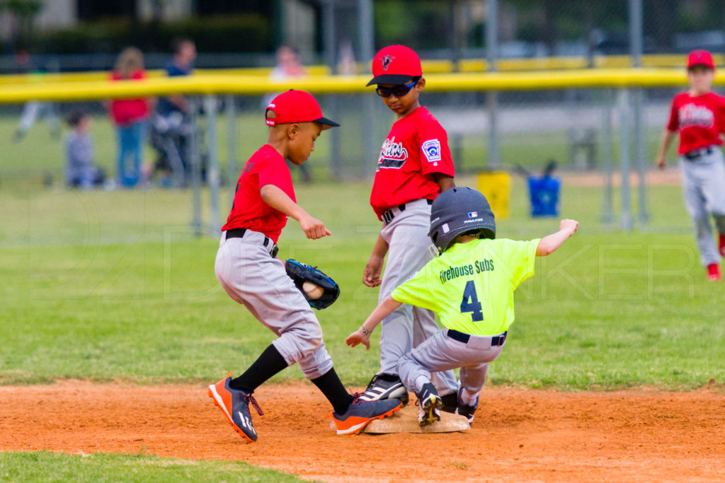 BellaireLL-20180405-Texas-YellowJackets-Raiders-034.DNG  Houston Sports Photographer Dee Zunker