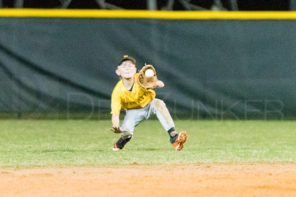 BellaireLL-20180406-Majors-Astros-Pirates-Tiras-121.DNG  Houston Sports Photographer Dee Zunker