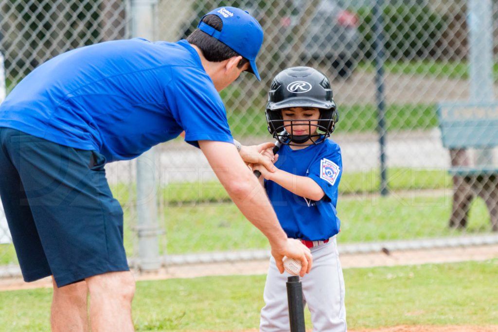 BellaireLL-20180407-TBall-Redsocks-BlueJays-048.DNG  Houston Sports Photographer Dee Zunker