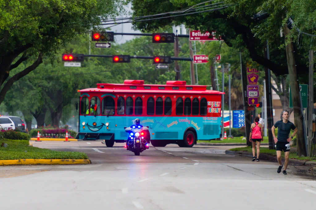 BellaireTrolleyRun2019-1736_5003872.NEF  Houston Editorial Photographer Dee Zunker