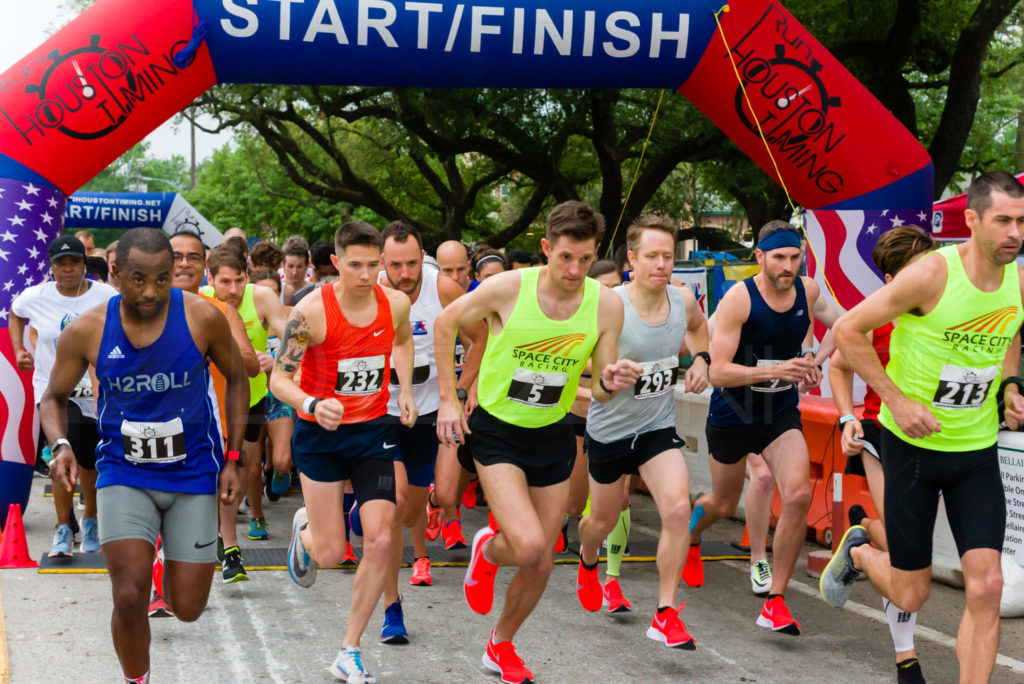 BellaireTrolleyRun2019-1736_7501825.NEF  Houston Editorial Photographer Dee Zunker