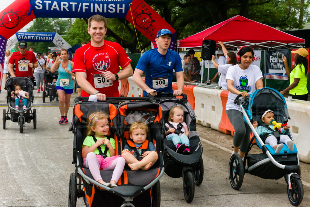 BellaireTrolleyRun2019-1736_7501922.NEF Houston Editorial Photographer Dee Zunker