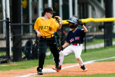 Bellaire Little League Majors Division Pirates Red Sox 20170417