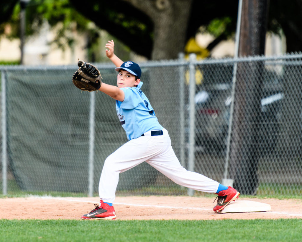 BLL-Minors-HotRods-Hooks-20170406-123.dng  Houston Sports Photographer Dee Zunker