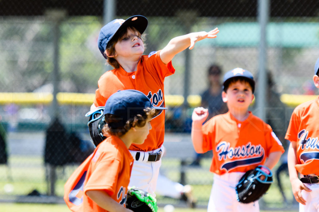 BLL-TBALL-Astros-As-20170408-075.dng  Houston Sports Photographer Dee Zunker