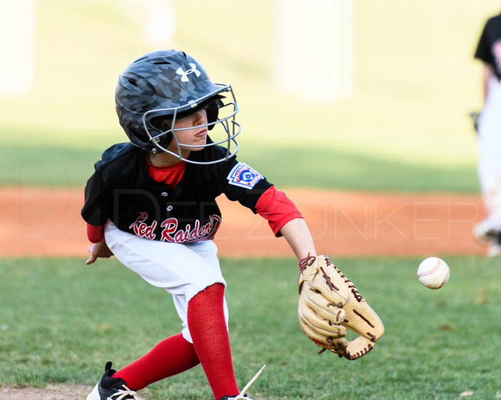 BLL-Texas-Hurricanes-RedRaiders-20170413-078.dng  Houston Sports Photographer Dee Zunker