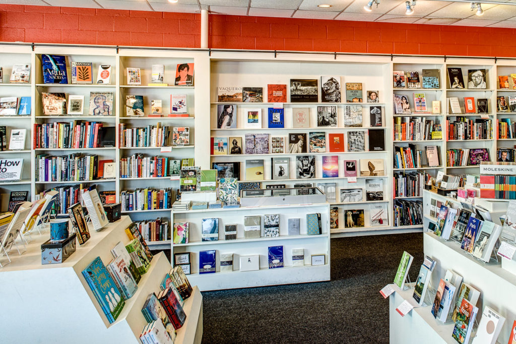 Brazos Bookstore  Brazos-Bookstore-009.tif  Houston Commercial Photographer Dee Zunker