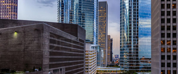 Downtown Houston:Dawn on Smith Street