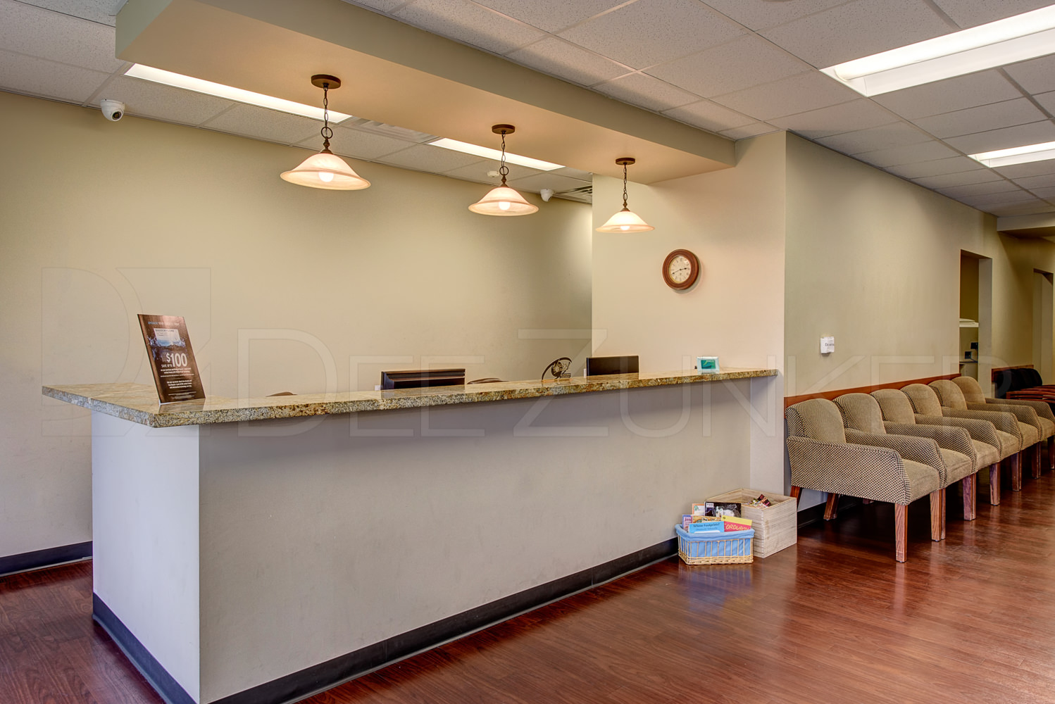 Houston Eye Doctor • Dee Zunker Photography