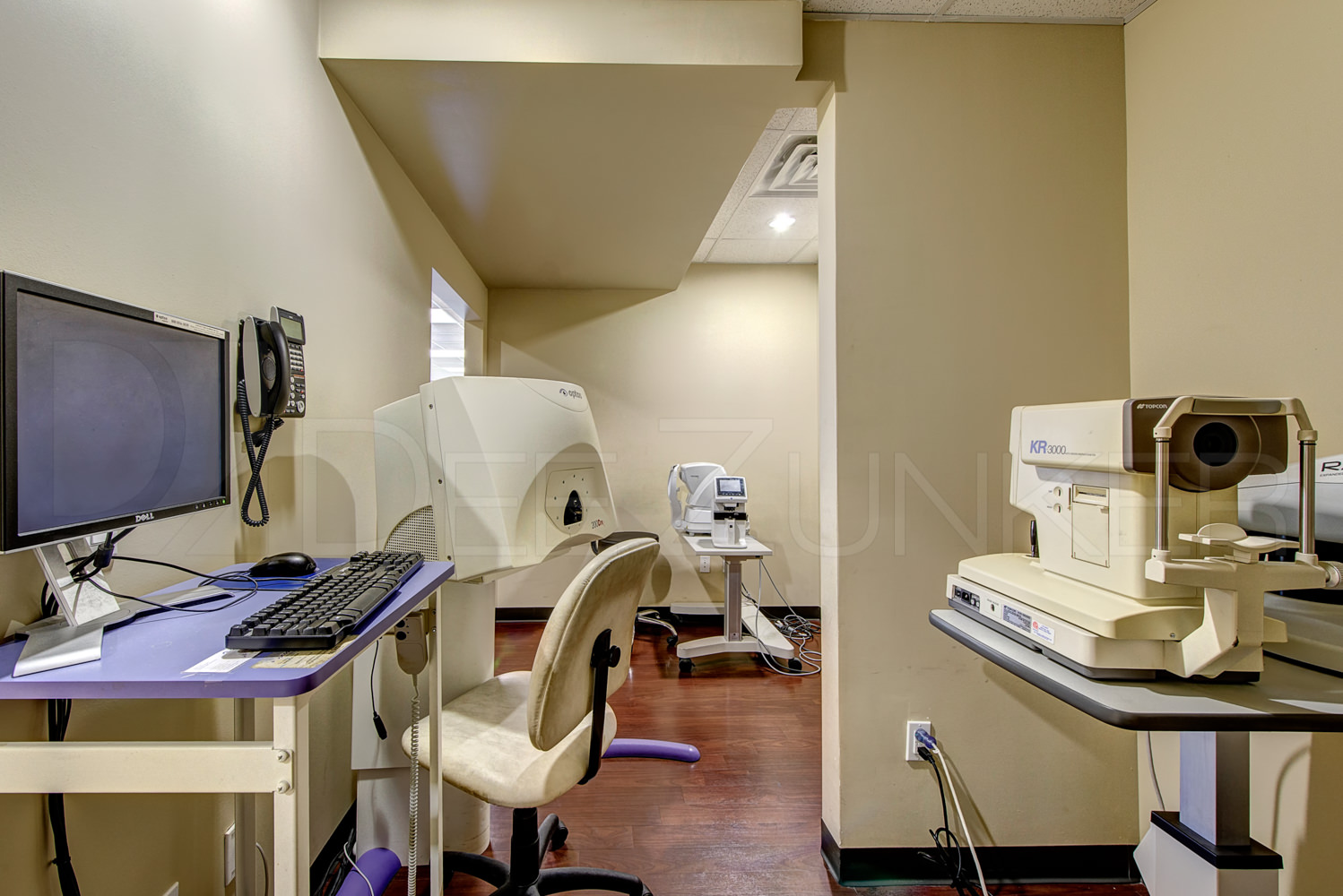 Houston Eye Doctor • Dee Zunker Photography