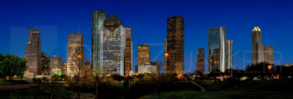 Houston Skyline  Houston_Skyline_BlueSky.psd  Houston Commercial Architectural Photographer Dee Zunker