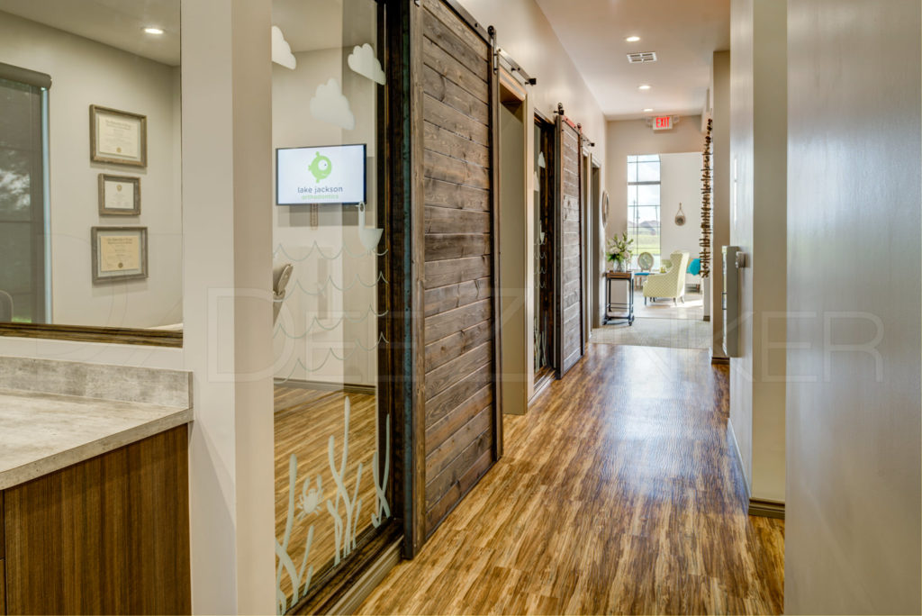 Hallway at Lake Jackson Orthodontics  LakeJacksonOthrodontics-Professional-Photography-012.jpg  Houston Commercial Photographer Dee Zunker