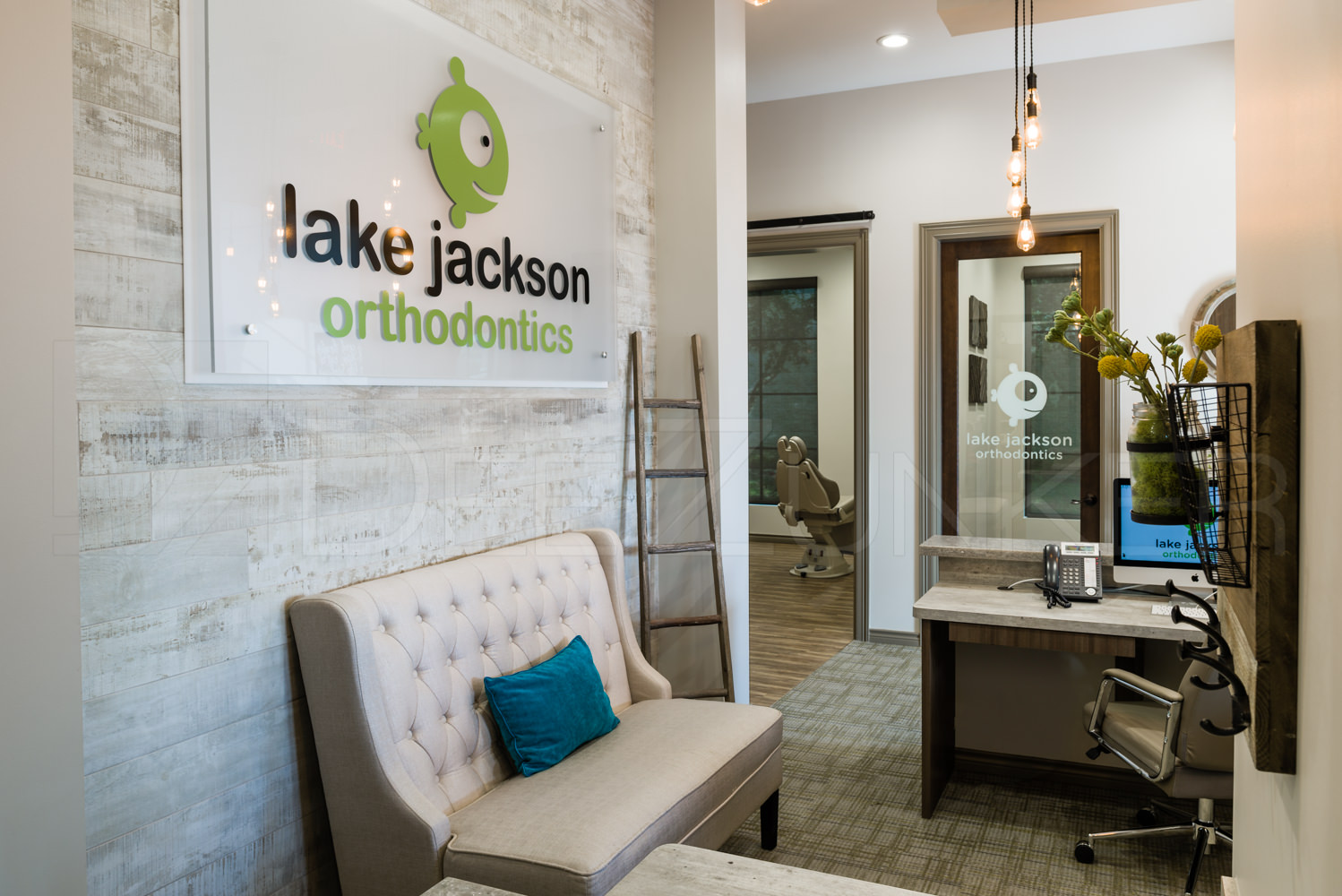 Check out at Lake Jackson Orthodontics LakeJacksonOthrodontics-Professional-Photography-014.psd Houston Commercial Photographer Dee Zunker
