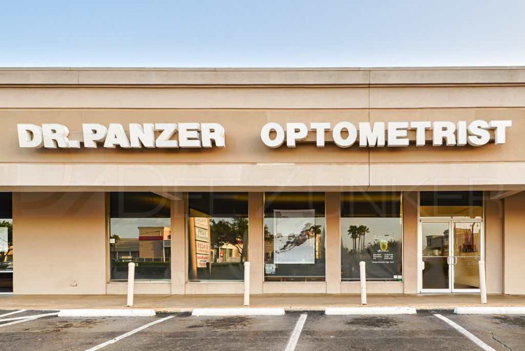 Dr. Panzer Optometrist  Panzer_POI_001.psd  Houston Commercial Architectural Photographer Dee Zunker