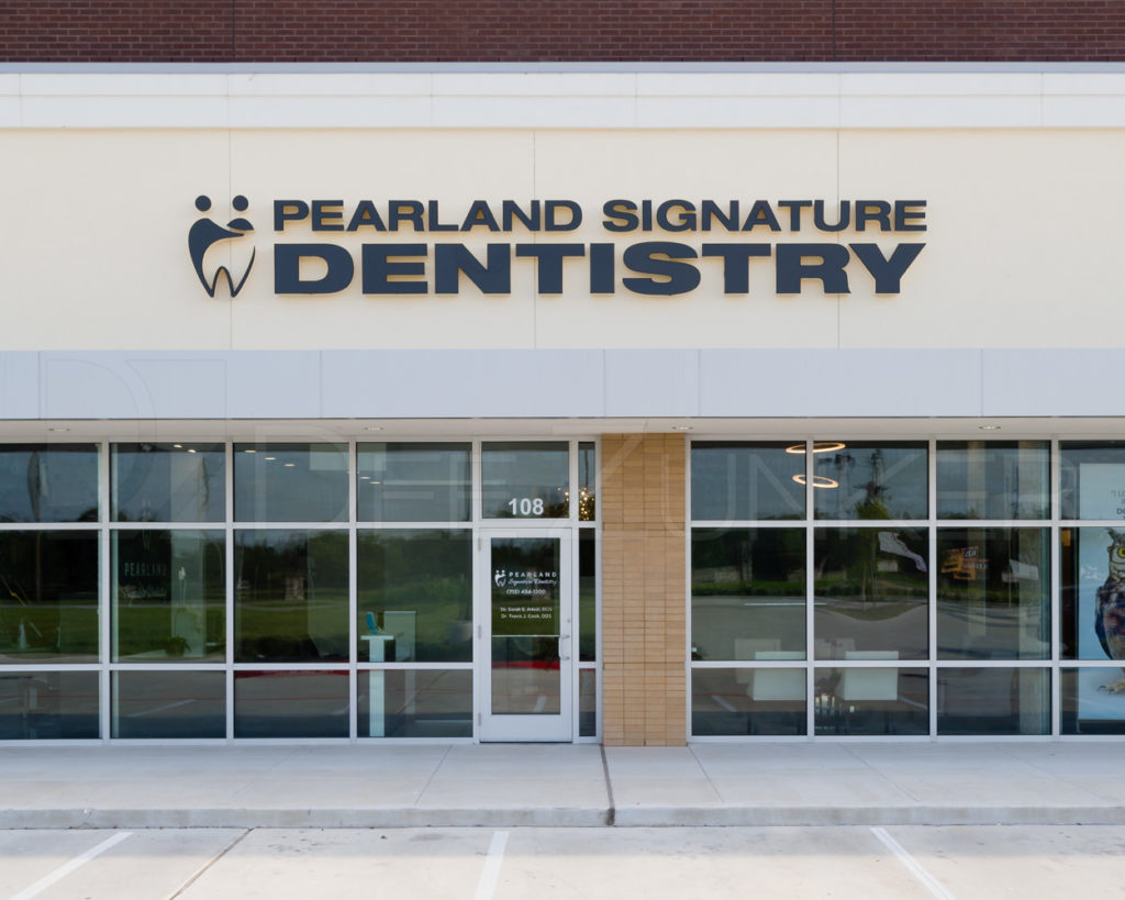 Pearland Signature Dentistry - Dentist Near Me  PearlandSignatureDentistry-001.psd  Houston Commercial Architectural Photographer Dee Zunker