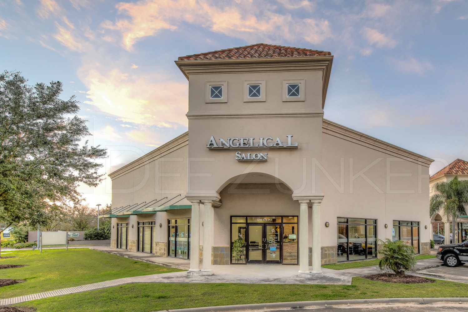 Angelica L Salon, League City, TX • Dee Zunker Photography