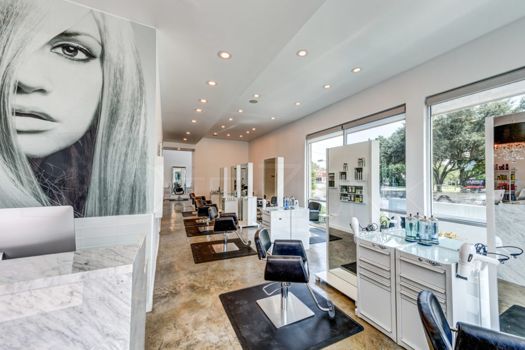 Upper-Hand-Salon-Houston-Hyde-Park-006.jpg  Houston Commercial Architectural Photographer Dee Zunker