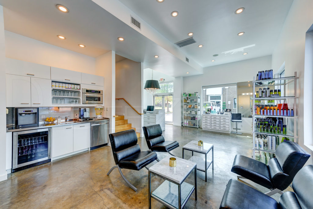 Upper-Hand-Salon-Houston-Hyde-Park-007.tif Houston Commercial Architectural Photographer Dee Zunker