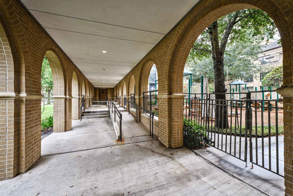 West University Baptist Church  WUBC_Feature_1015.tif  Houston Commercial Architectural Photographer Dee Zunker