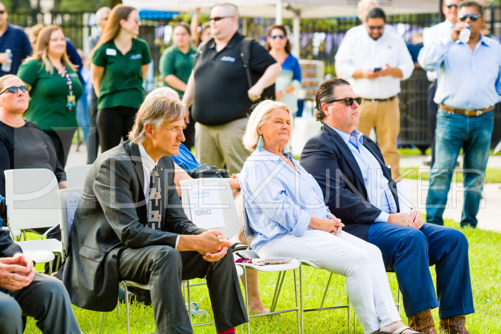 1796-CityBellaire-MuniFacilitiesRibbonCutting-037.NEF  Houston Commercial Architectural Photographer Dee Zunker