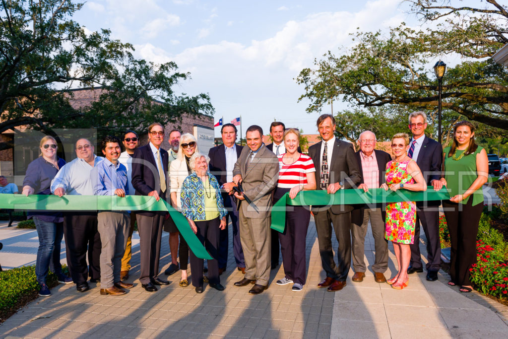 1796-CityBellaire-MuniFacilitiesRibbonCutting-042.NEF  Houston Commercial Architectural Photographer Dee Zunker