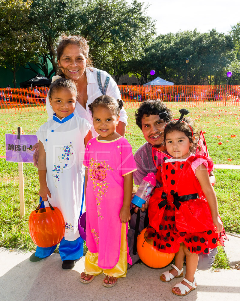 1799-CItyBellaire-PumpkinHunt-2019-015.NEF Houston Commercial Architectural Photographer Dee Zunker