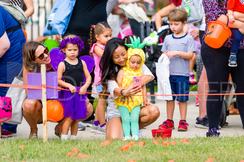1799-CItyBellaire-PumpkinHunt-2019-028.NEF Houston Commercial Architectural Photographer Dee Zunker