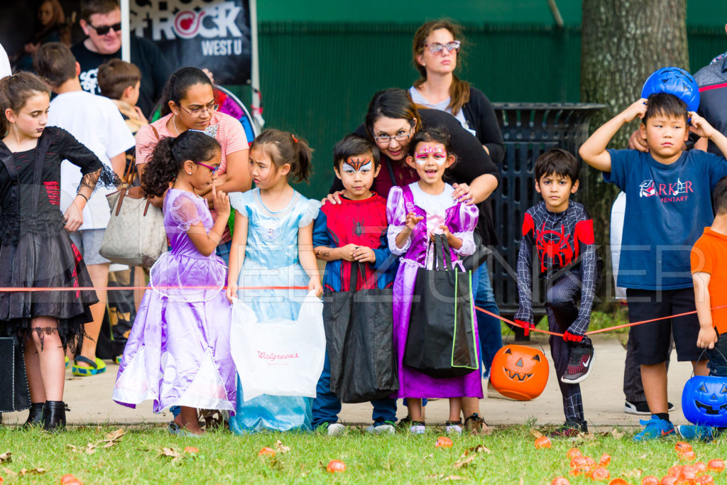 1799-CItyBellaire-PumpkinHunt-2019-032.NEF Houston Commercial Architectural Photographer Dee Zunker