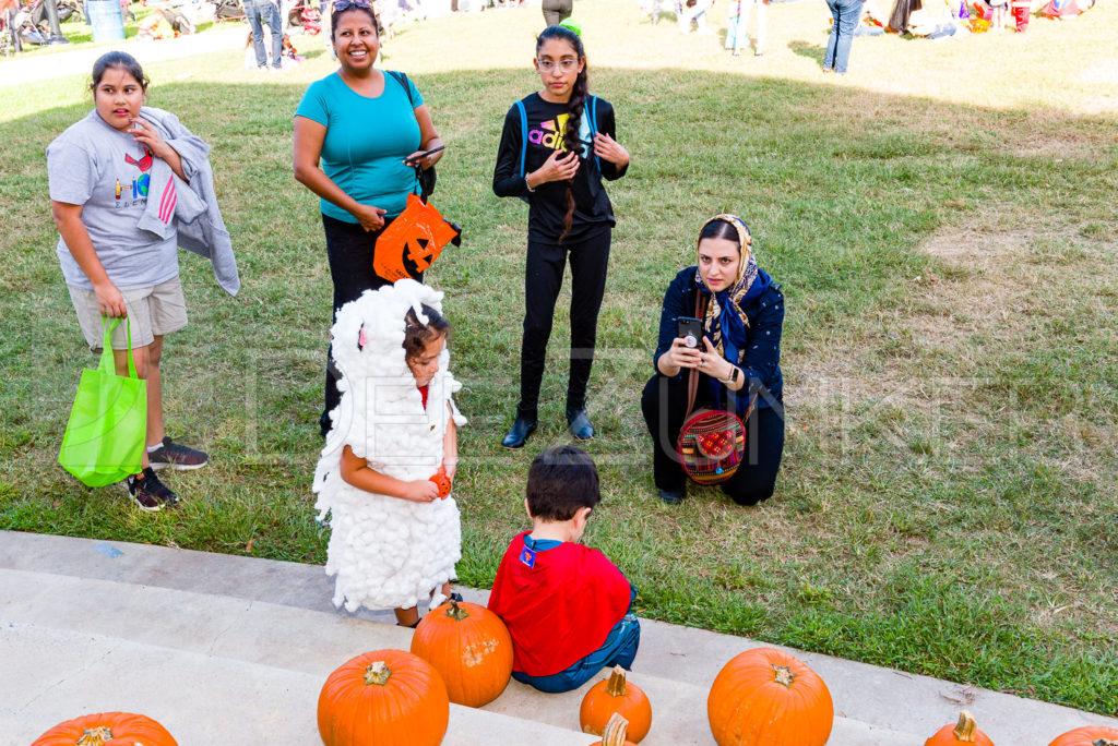 1799-CItyBellaire-PumpkinHunt-2019-074.NEF Houston Commercial Architectural Photographer Dee Zunker