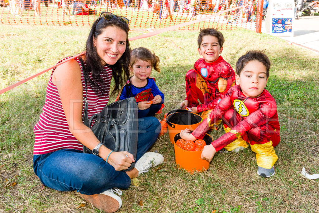 1799-CItyBellaire-PumpkinHunt-2019-078.NEF Houston Commercial Architectural Photographer Dee Zunker