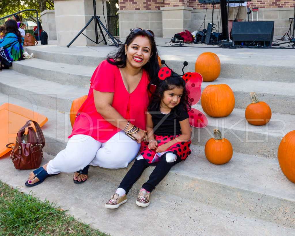 1799-CItyBellaire-PumpkinHunt-2019-084.NEF Houston Commercial Architectural Photographer Dee Zunker