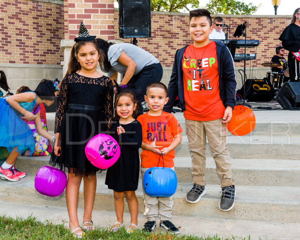 1799-CItyBellaire-PumpkinHunt-2019-085.NEF Houston Commercial Architectural Photographer Dee Zunker