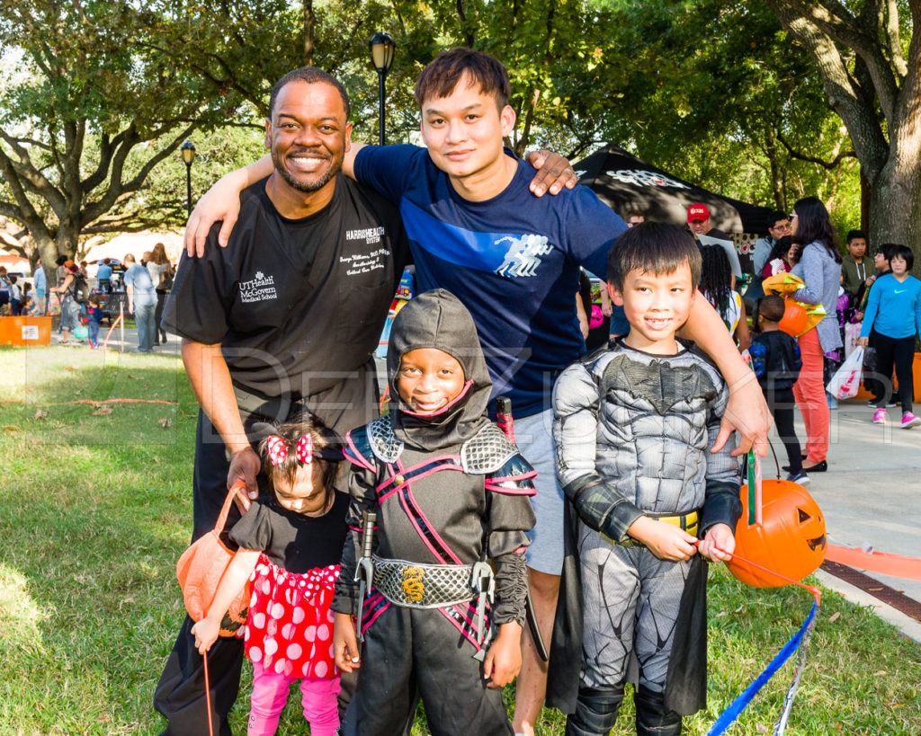 1799-CItyBellaire-PumpkinHunt-2019-113.NEF Houston Commercial Architectural Photographer Dee Zunker