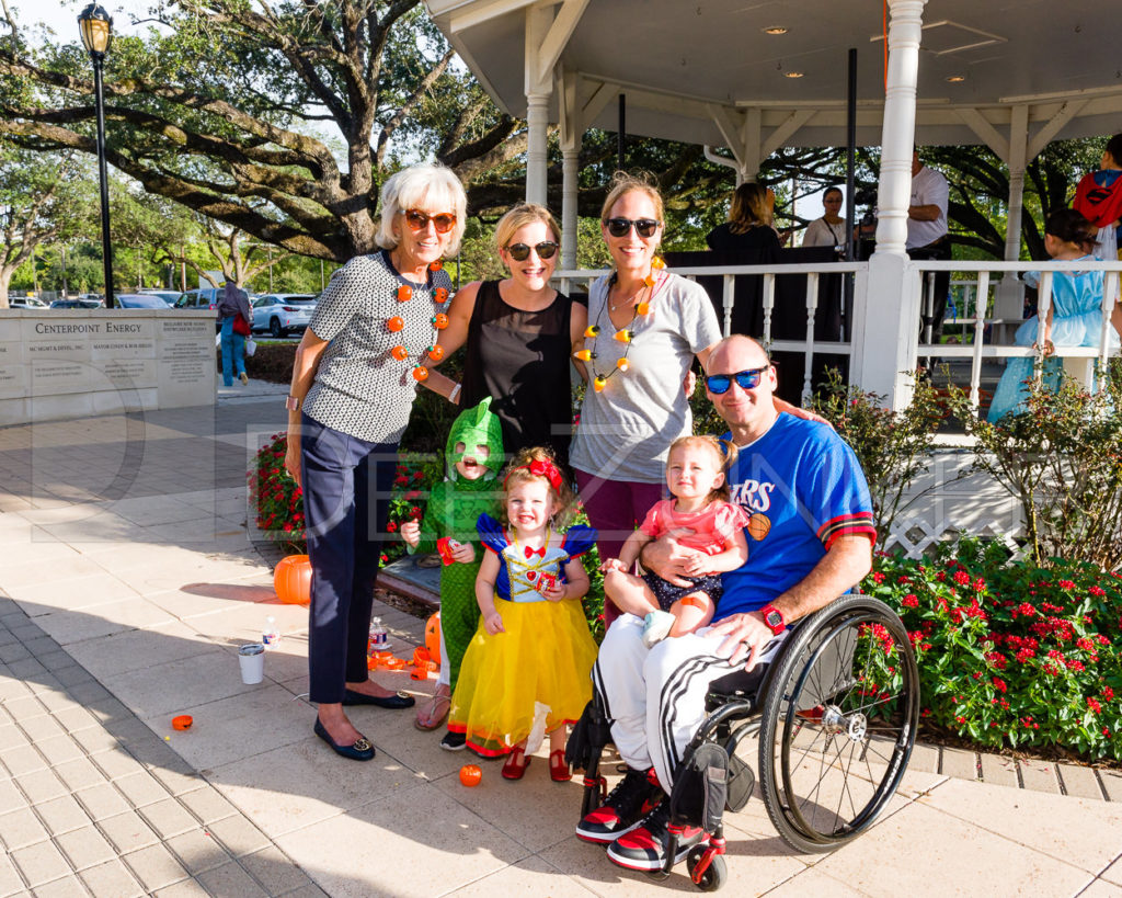 1799-CItyBellaire-PumpkinHunt-2019-122.NEF Houston Commercial Architectural Photographer Dee Zunker