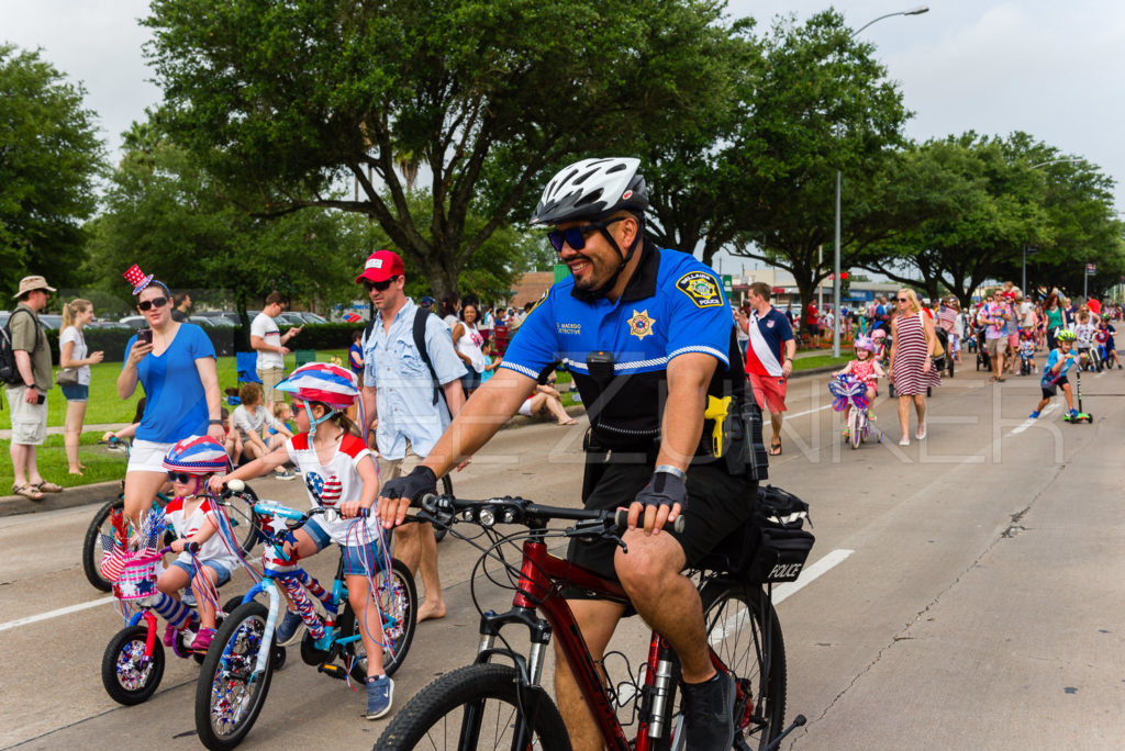 1769-Bellaire-4thofJulyParade-039.NEF  Houston Commercial Architectural Photographer Dee Zunker