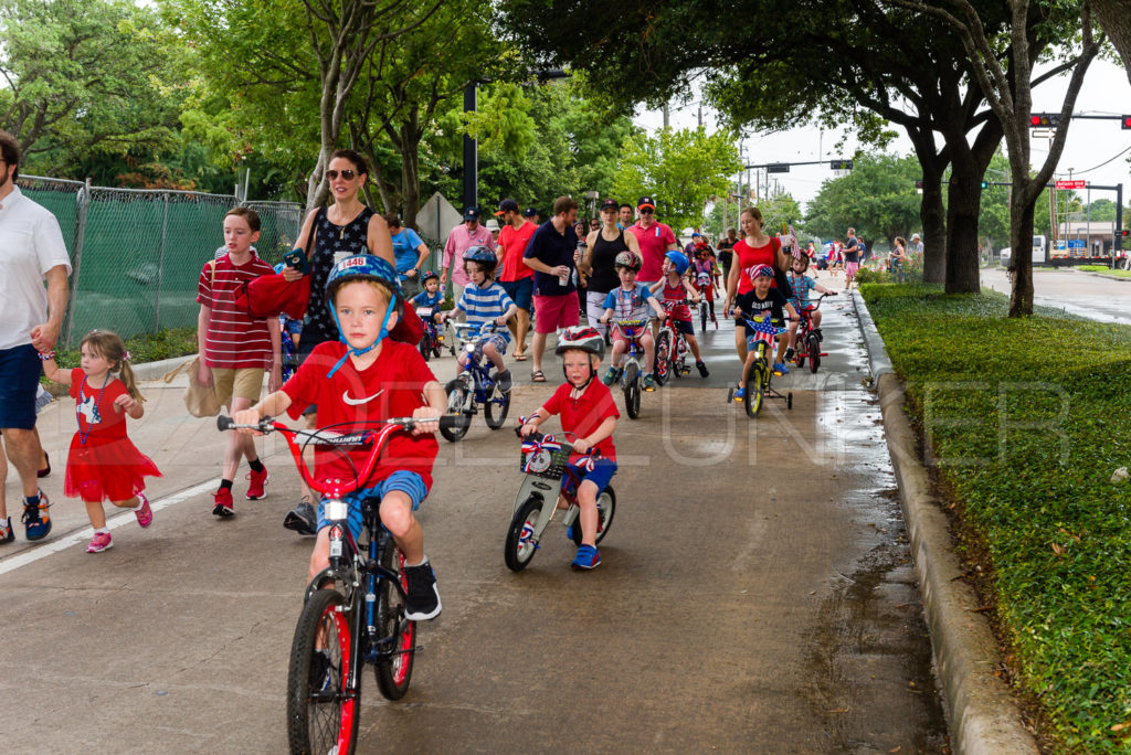 1769-Bellaire-4thofJulyParade-045.NEF  Houston Commercial Architectural Photographer Dee Zunker