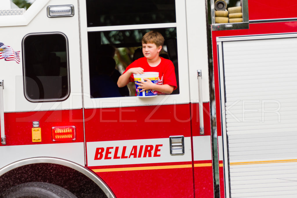 1769-Bellaire-4thofJulyParade-080.NEF  Houston Commercial Architectural Photographer Dee Zunker