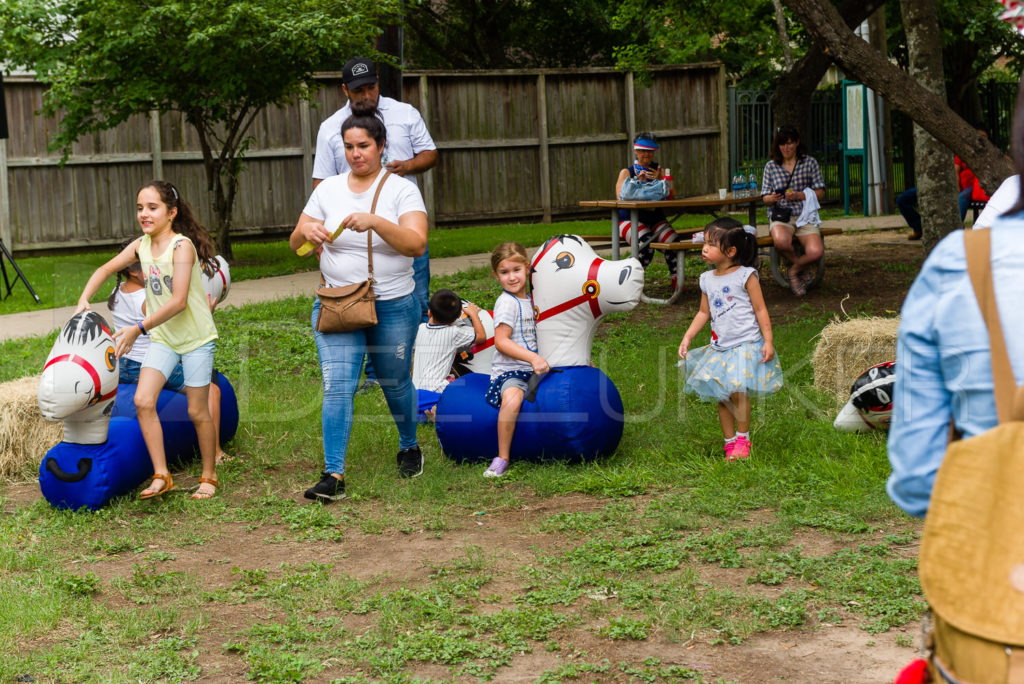 1769-Bellaire-4thofJulyParade-313.NEF  Houston Commercial Architectural Photographer Dee Zunker
