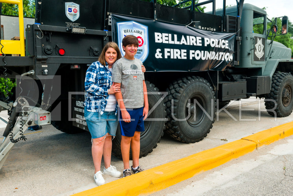 2021-Bellaire-JulyFourth-021.NEF  Houston Commercial Architectural Photographer Dee Zunker