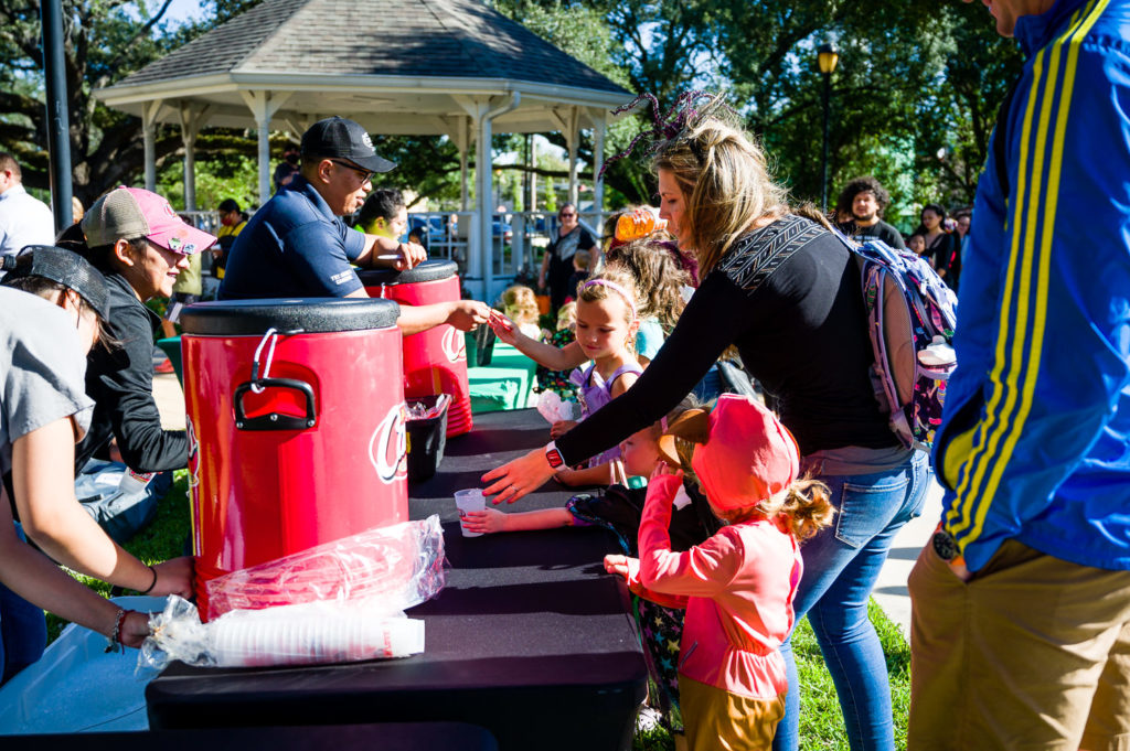 3182-Bellaire-PumpkinHunt-005.NEF  Houston Commercial Architectural Photographer Dee Zunker