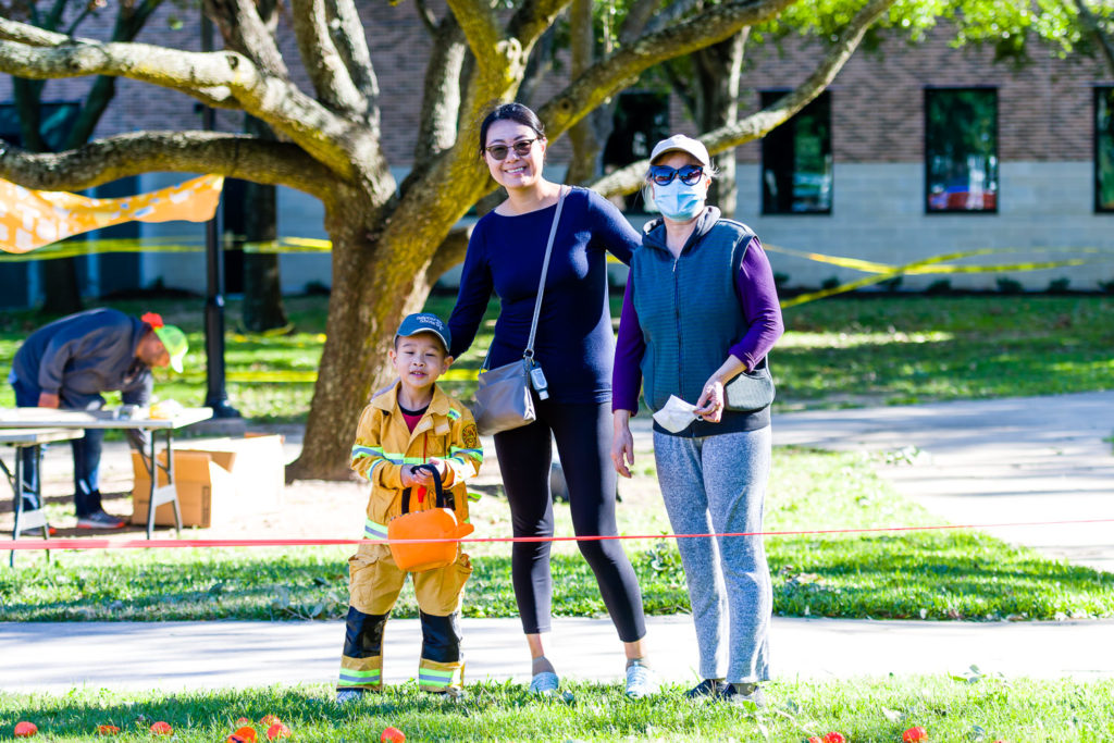 3182-Bellaire-PumpkinHunt-006.NEF  Houston Commercial Architectural Photographer Dee Zunker